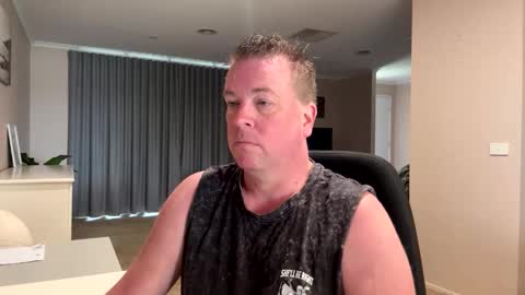 Snapshot of abo38 chatting on 10.19.25 abo38 online show from 10.19.25