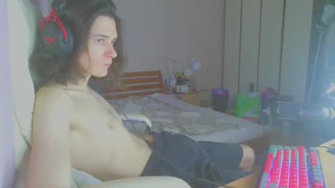 Snapshot of abobus123 chatting on 01.08.25 hi cum in pvt noi extra tip online show from 01.08.25