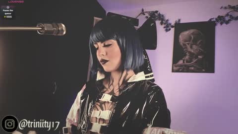 Snapshot of abril__colen chatting on 12.02.24 April online show from 12.02.24