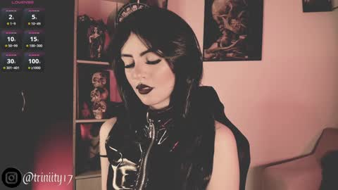 Snapshot of abril__colen chatting on 12.07.24 April online show from 12.07.24