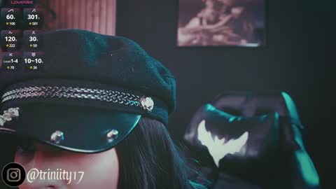 Snapshot of abril__colen chatting on 02.06.25 April online show from 02.06.25