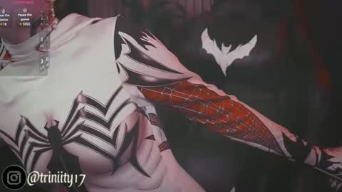 Snapshot of abril__colen chatting on 02.20.25 April online show from 02.20.25