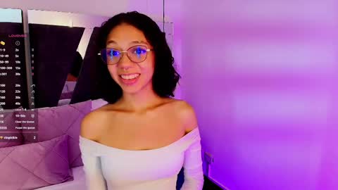 Snapshot of abril_lee__ chatting on 03.03.25 Abril online show from 03.03.25