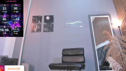 Snapshot of abril_ricci chatting on 01.30.25 Abril online show from 01.30.25