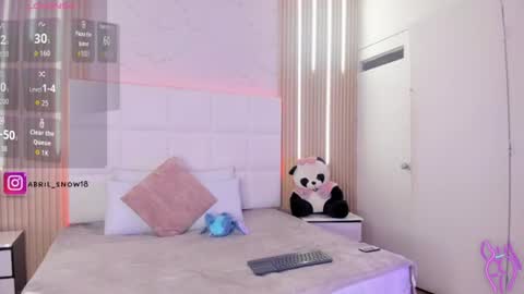 Snapshot of abril_snow chatting on 06.18.26 abril_snow online show from 06.18.26