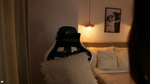 My name is Alexa. Please say hello I like to chat with you. If you have requests please use tip online show from 06.03.26
