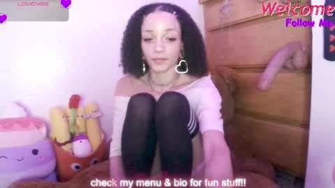 Peach online show from 11.19.25