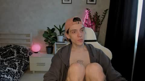Snapshot of abslut chatting on 06.19.26 Nick online show from 06.19.26