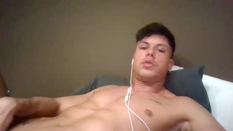 Snapshot of absolutwinner chatting on 02.05.26 absolutwinner online show from 02.05.26