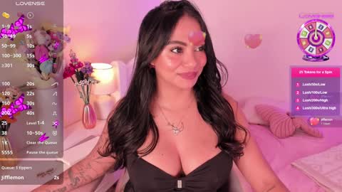 Snapshot of abynanami chatting on 01.11.25 Abynanami online show from 01.11.25