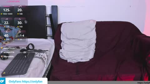 centric independent model   online show from 01.28.25