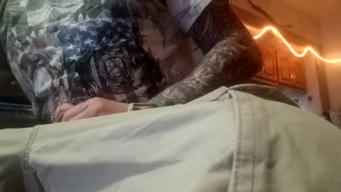 Snapshot of act_right_dub420 chatting on 12.02.24 act_right_dub420 online show from 12.02.24