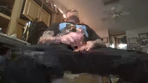 Snapshot of act_right_dub420 chatting on 03.08.25 act_right_dub420 online show from 03.08.25