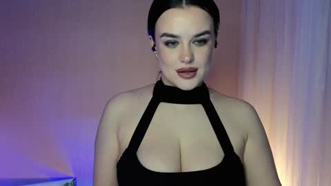 my inst   love inside 17 online show from 02.08.25