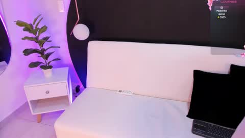    online show from 03.02.26