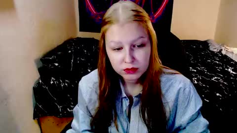 Snapshot of adagretta chatting on 11.24.25 adagretta online show from 11.24.25