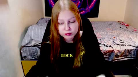 Snapshot of adagretta chatting on 12.05.25 adagretta online show from 12.05.25