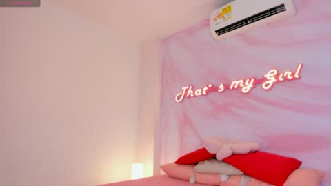 Snapshot of adalyn_cute chatting on 07.18.26 Adalyn Cute online show from 07.18.26
