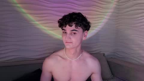 Adam online show from 02.04.25