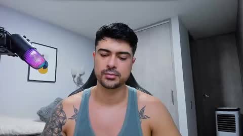 Snapshot of adam_clarke chatting on 01.31.25 adam clarke online show from 01.31.25