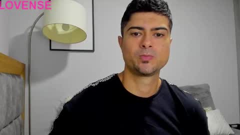 Snapshot of adam_clarke chatting on 10.14.25 adam clarke online show from 10.14.25