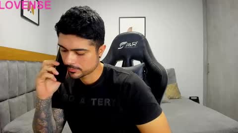 Snapshot of adam_clarke chatting on 10.22.25 adam clarke online show from 10.22.25