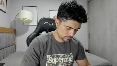 Snapshot of adam_clarke chatting on 10.29.25 adam clarke online show from 10.29.25