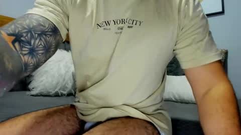 Snapshot of adam_clarke chatting on 11.07.25 adam clarke online show from 11.07.25