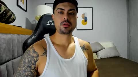 Snapshot of adam_clarke chatting on 12.18.25 adam clarke online show from 12.18.25