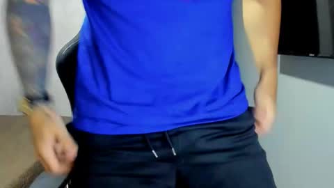 Snapshot of adam_clarke chatting on 01.19.26 adam clarke online show from 01.19.26