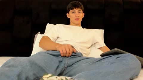 Snapshot of adam_clay21 chatting on 09.13.25 ADAM online show from 09.13.25