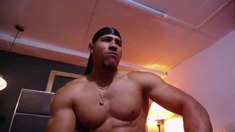 adam_fit19cm online show from 04.07.26