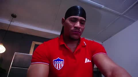 adam_fit19cm online show from 06.03.26