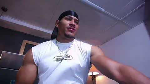 adam_fit19cm online show from 06.22.26