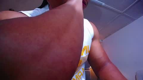 adam_fit19cm online show from 07.01.26
