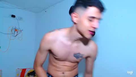 adam hot11 online show from 11.05.25