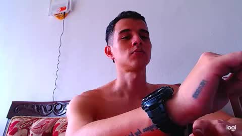 adam hot11 online show from 11.14.25