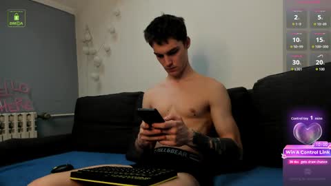 Snapshot of adam_porrter chatting on 04.04.26 Adam online show from 04.04.26