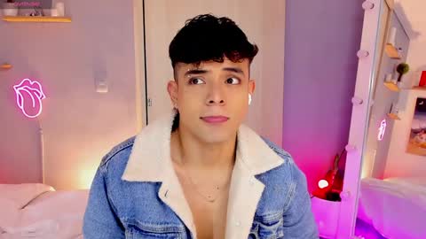 Snapshot of adam_sword4 chatting on 01.08.25 Alan and Jordan online show from 01.08.25