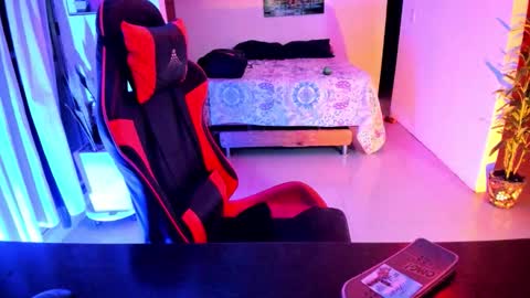 Adam Valencia online show from 11.09.25