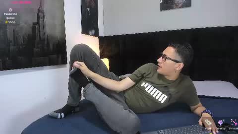 adam_walker_1 online show from 07.01.26