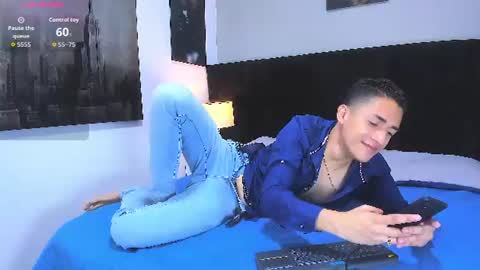 adam_walker_1 online show from 07.09.26