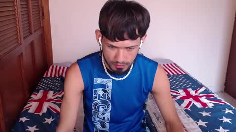 Snapshot of adam_x256 chatting on 02.01.25 instagram  adam x256 online show from 02.01.25