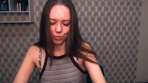 adamais_ online show from 03.08.25