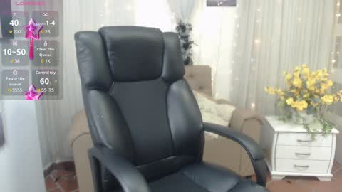 Adam online show from 01.05.25