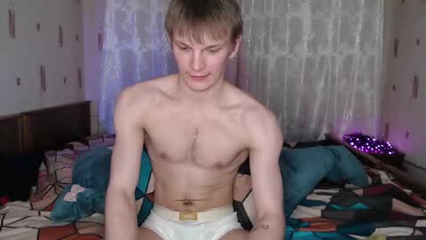 Snapshot of adamharriss chatting on 03.03.25 adamharriss online show from 03.03.25