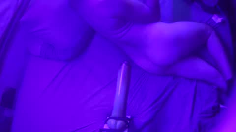 Snapshot of adamineve chatting on 01.19.25 adamineve online show from 01.19.25