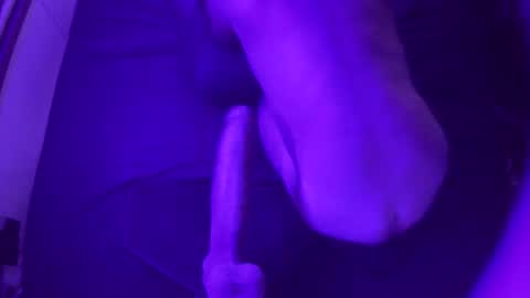 Snapshot of adamineve chatting on 09.15.25 adamineve online show from 09.15.25