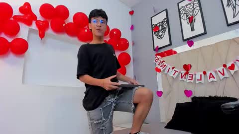 Adams Bobby online show from 02.13.26