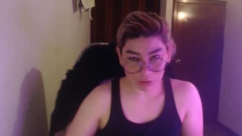 Snapshot of adan_romanoff chatting on 06.06.26 adan_romanoff online show from 06.06.26